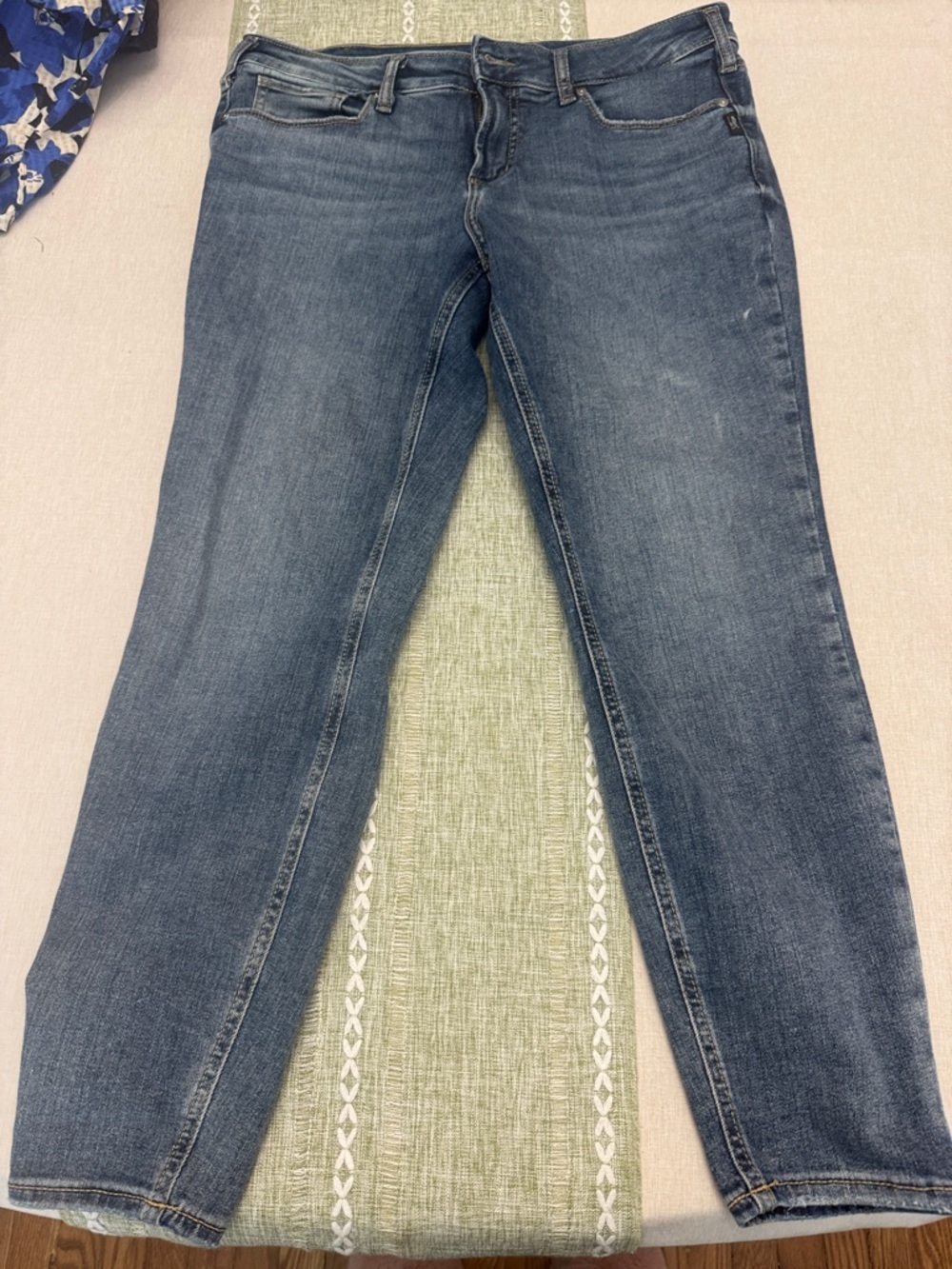 Silver Jeans Women's Skinny Jeans in Blue Wash